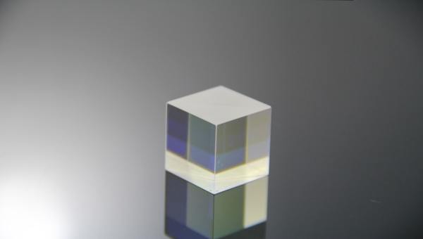 Birefringent Optical Crystals PbMoO4